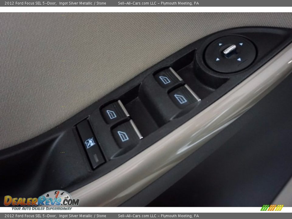 2012 Ford Focus SEL 5-Door Ingot Silver Metallic / Stone Photo #13