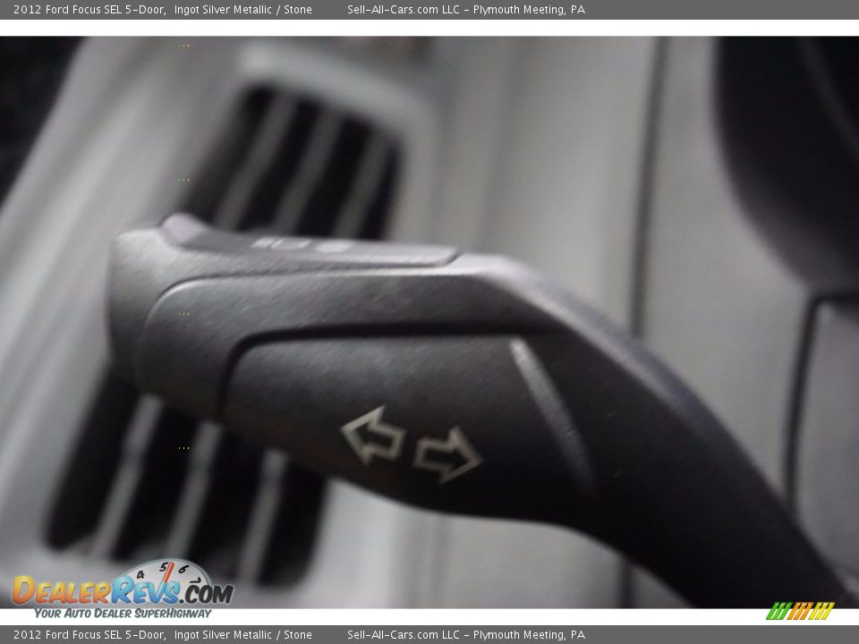 2012 Ford Focus SEL 5-Door Ingot Silver Metallic / Stone Photo #36