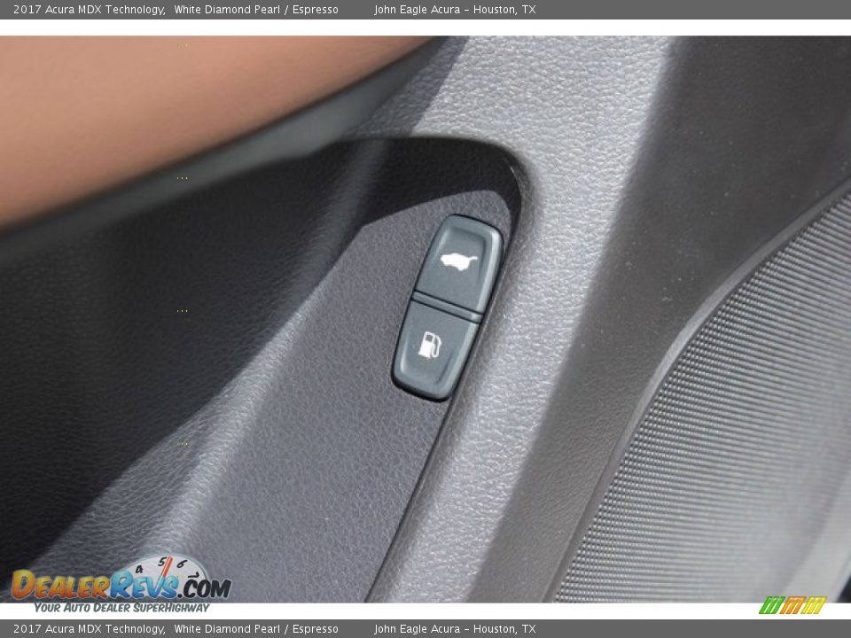 2017 Acura MDX Technology White Diamond Pearl / Espresso Photo #18