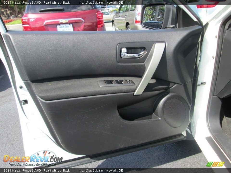2013 Nissan Rogue S AWD Pearl White / Black Photo #13