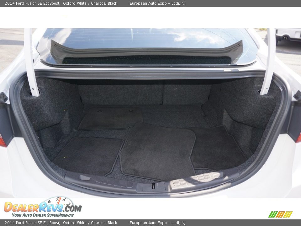 2014 Ford Fusion SE EcoBoost Oxford White / Charcoal Black Photo #18