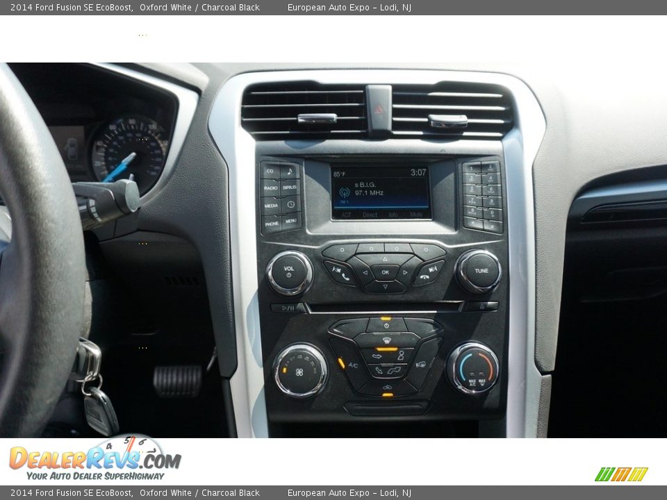 2014 Ford Fusion SE EcoBoost Oxford White / Charcoal Black Photo #27