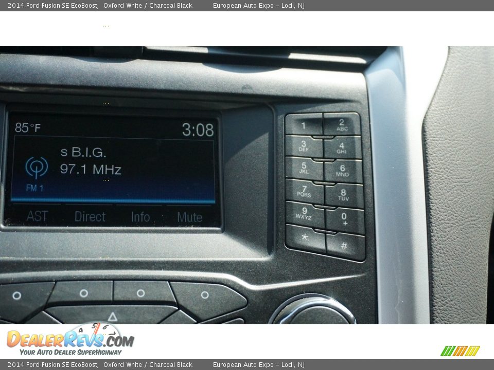 2014 Ford Fusion SE EcoBoost Oxford White / Charcoal Black Photo #29