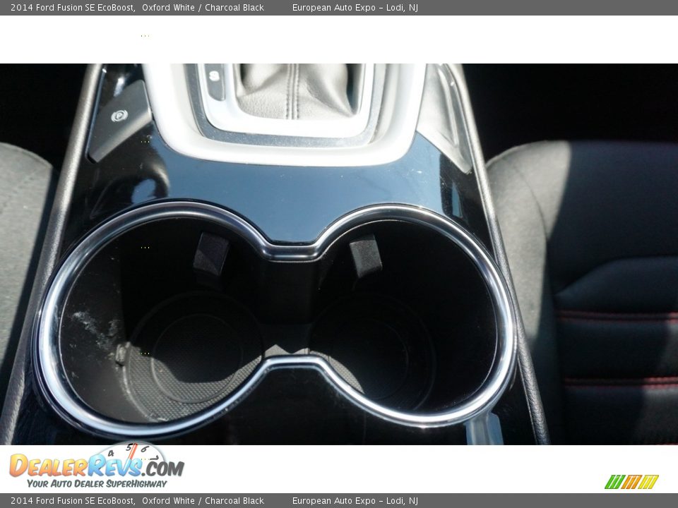 2014 Ford Fusion SE EcoBoost Oxford White / Charcoal Black Photo #32