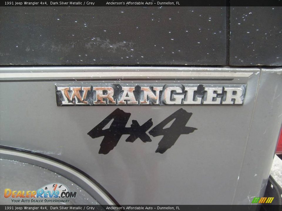 1991 Jeep Wrangler 4x4 Dark Silver Metallic / Grey Photo #11