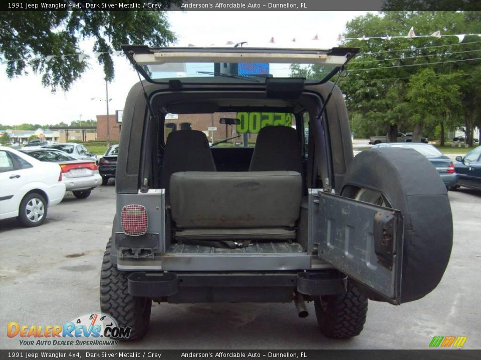 1991 Jeep Wrangler 4x4 Dark Silver Metallic / Grey Photo #24
