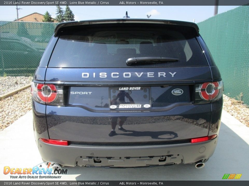 2016 Land Rover Discovery Sport SE 4WD Loire Blue Metallic / Cirrus Photo #9