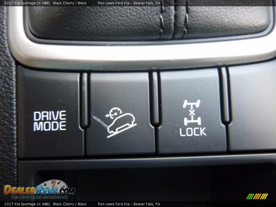 Controls of 2017 Kia Sportage LX AWD Photo #17