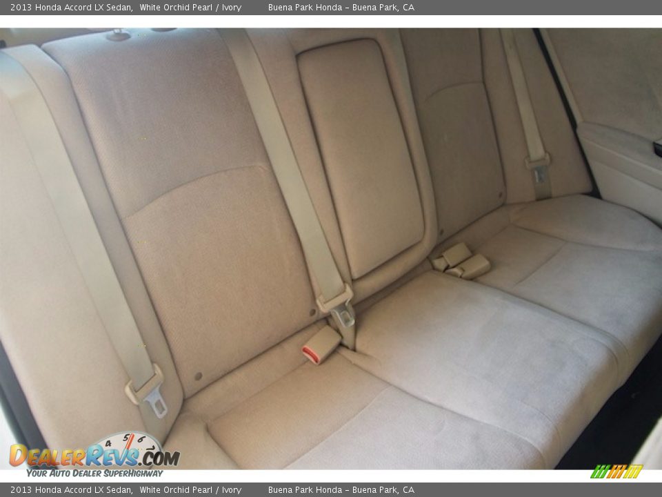 2013 Honda Accord LX Sedan White Orchid Pearl / Ivory Photo #17