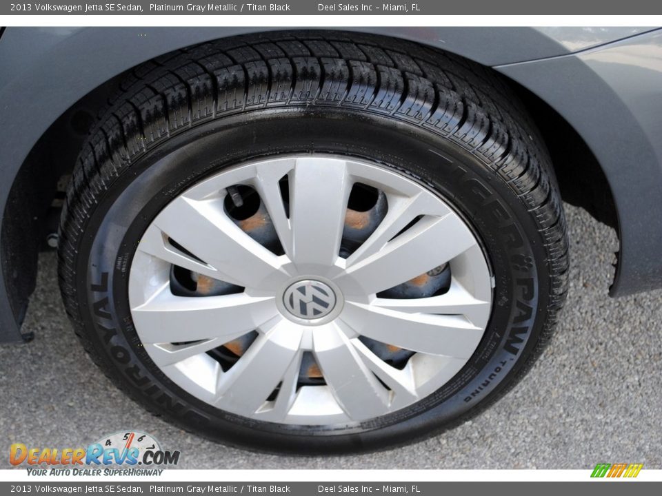 2013 Volkswagen Jetta SE Sedan Platinum Gray Metallic / Titan Black Photo #11