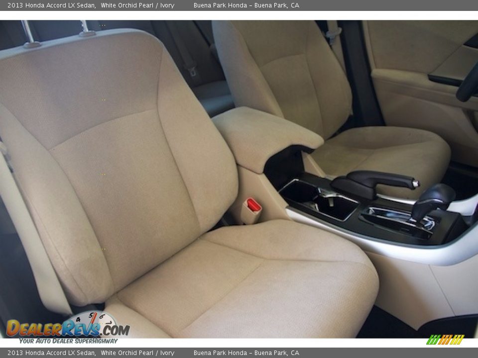 2013 Honda Accord LX Sedan White Orchid Pearl / Ivory Photo #19