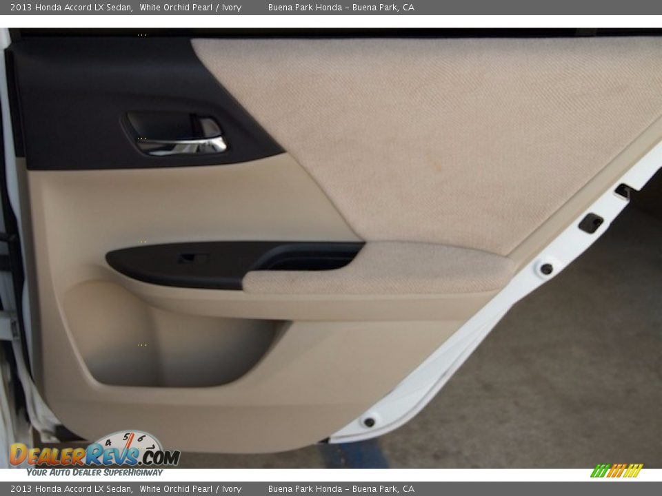 2013 Honda Accord LX Sedan White Orchid Pearl / Ivory Photo #25
