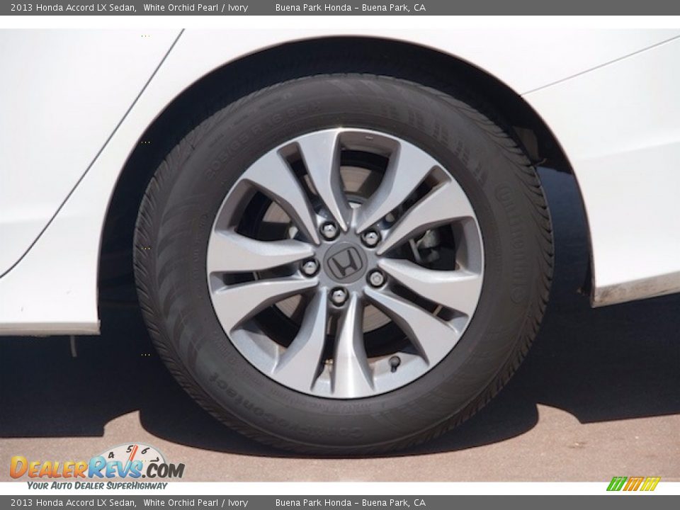 2013 Honda Accord LX Sedan White Orchid Pearl / Ivory Photo #31