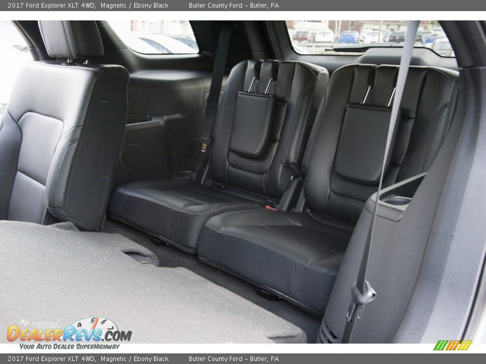 2017 Ford Explorer XLT 4WD Magnetic / Ebony Black Photo #12