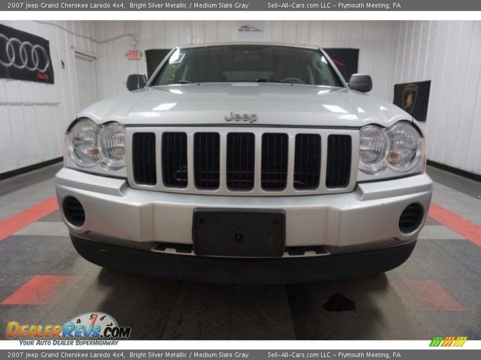 2007 Jeep Grand Cherokee Laredo 4x4 Bright Silver Metallic / Medium Slate Gray Photo #4