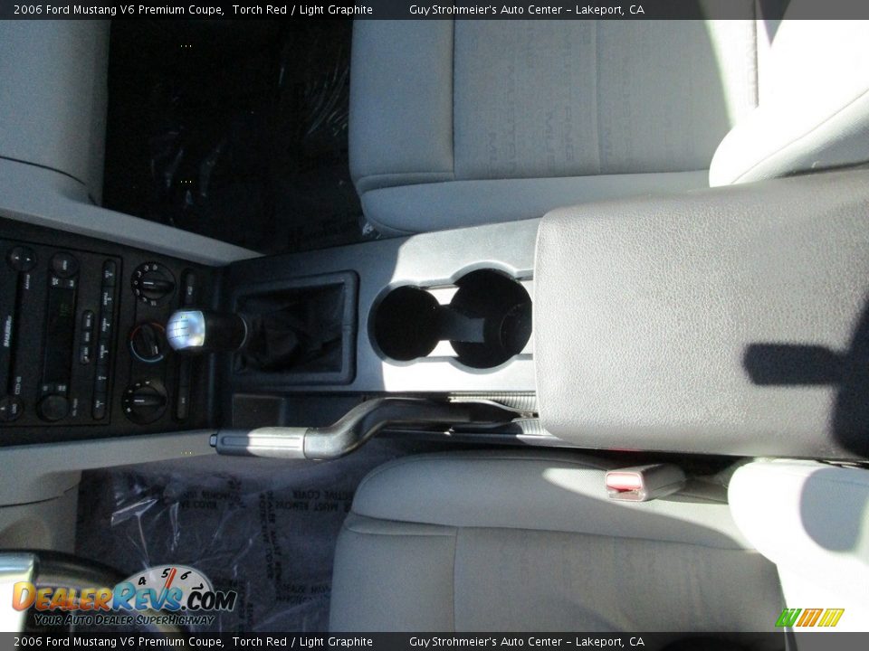 2006 Ford Mustang V6 Premium Coupe Torch Red / Light Graphite Photo #18