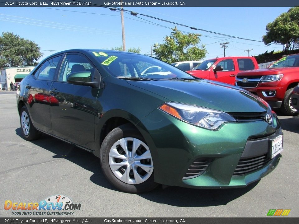 Front 3/4 View of 2014 Toyota Corolla LE Photo #1