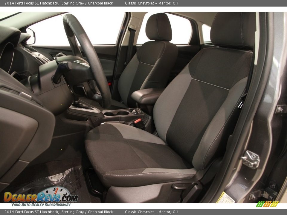 2014 Ford Focus SE Hatchback Sterling Gray / Charcoal Black Photo #5