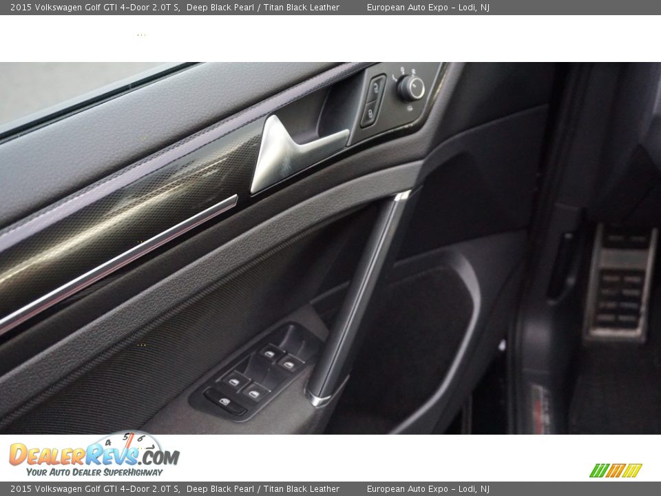2015 Volkswagen Golf GTI 4-Door 2.0T S Deep Black Pearl / Titan Black Leather Photo #19