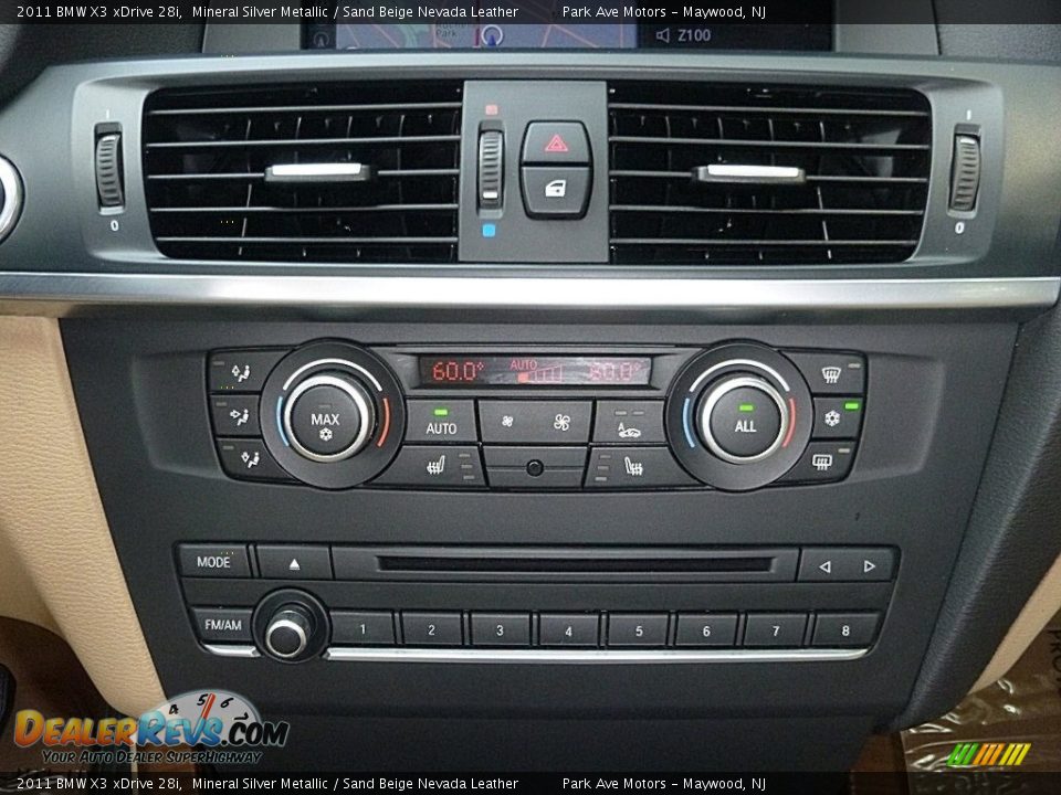 Controls of 2011 BMW X3 xDrive 28i Photo #29