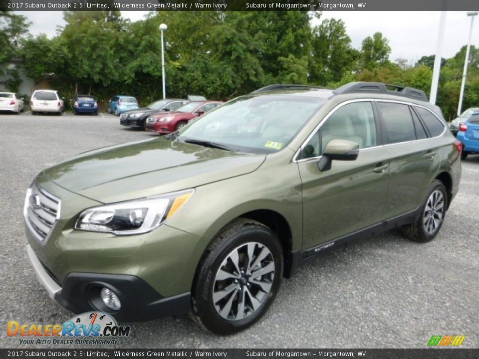 Front 3/4 View of 2017 Subaru Outback 2.5i Limited Photo #11