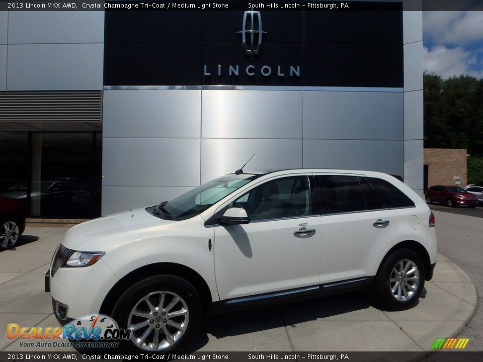 Front 3/4 View of 2013 Lincoln MKX AWD Photo #1