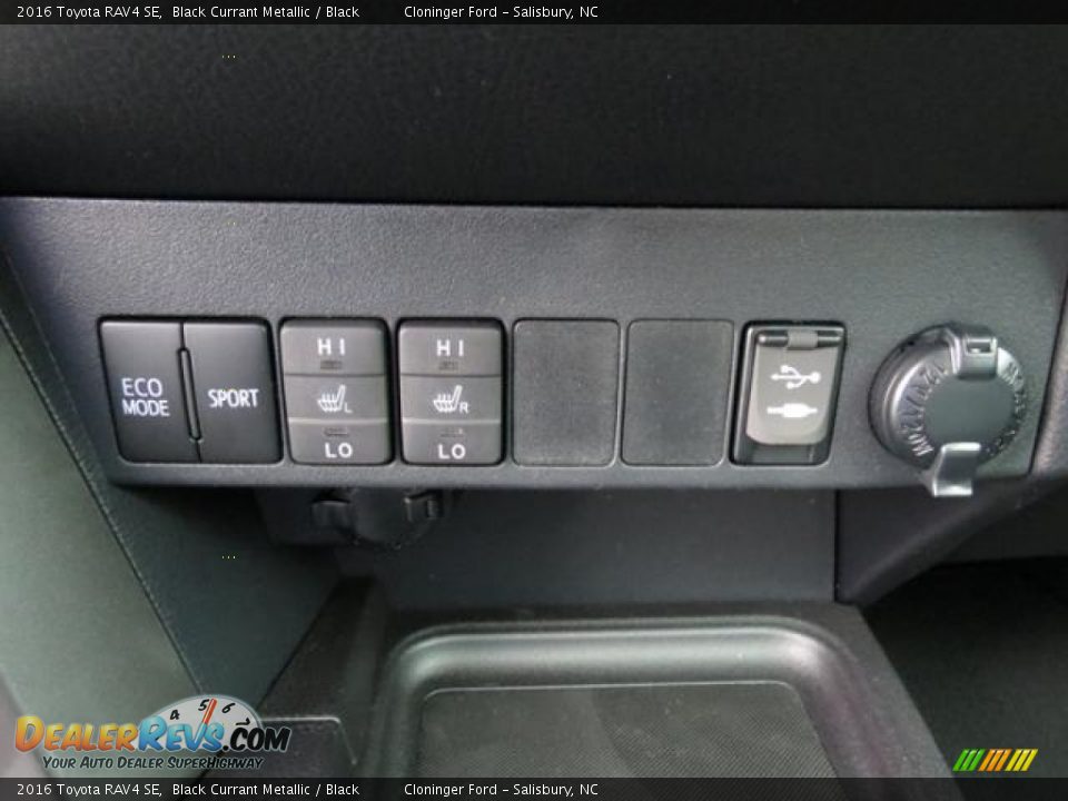 2016 Toyota RAV4 SE Black Currant Metallic / Black Photo #19