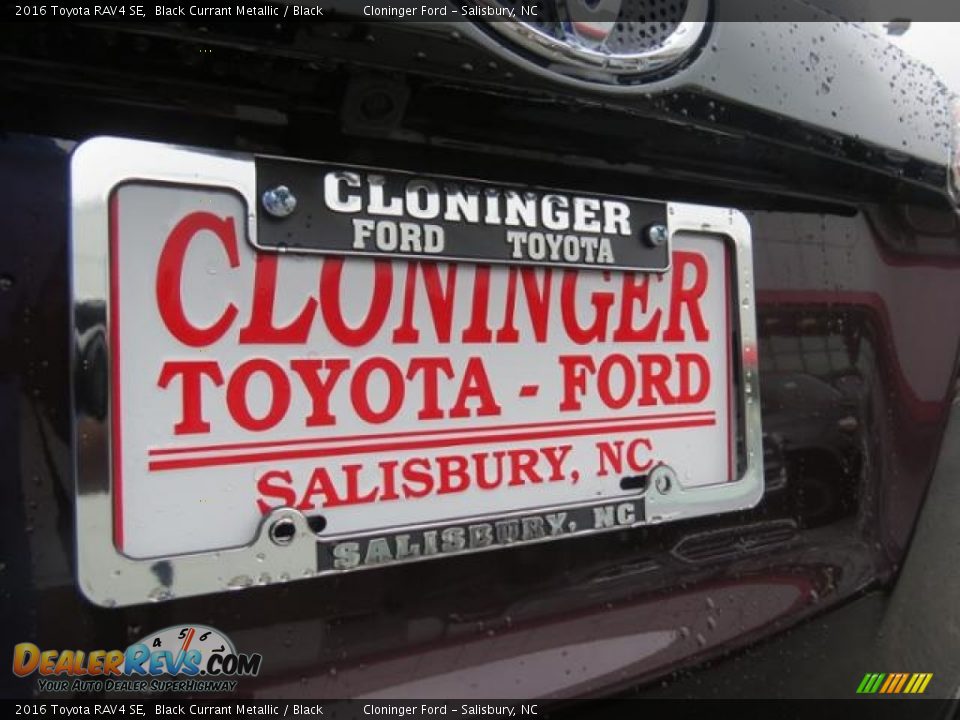 2016 Toyota RAV4 SE Black Currant Metallic / Black Photo #27