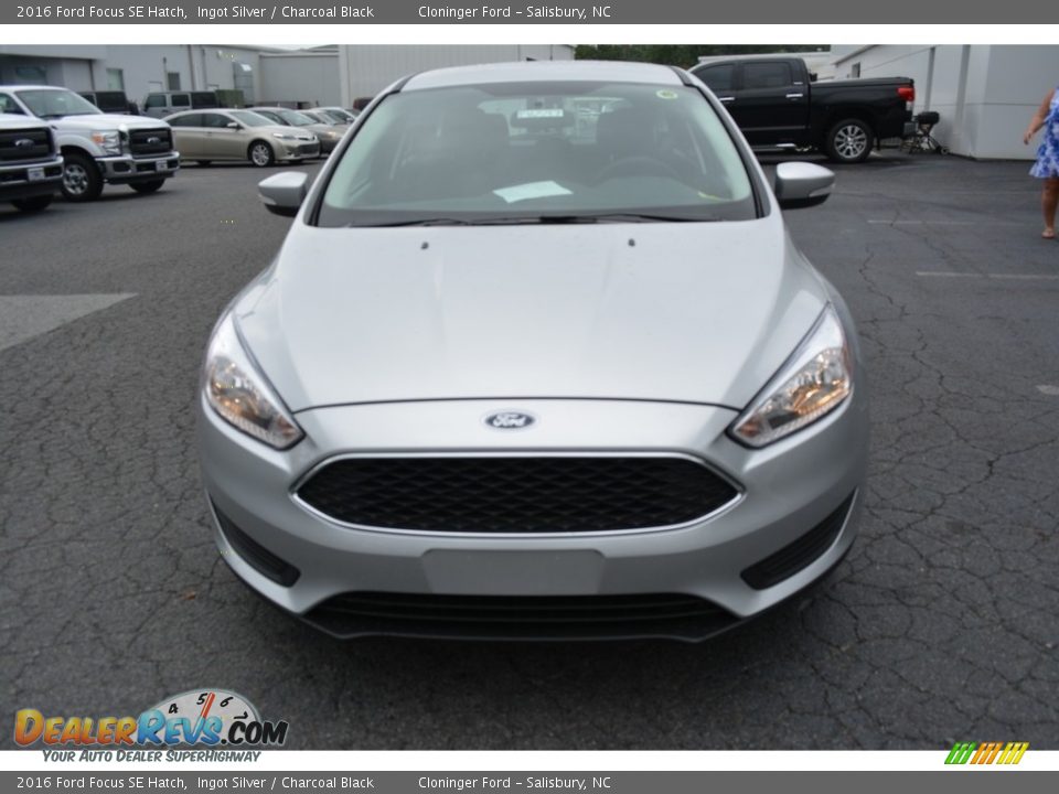 2016 Ford Focus SE Hatch Ingot Silver / Charcoal Black Photo #4