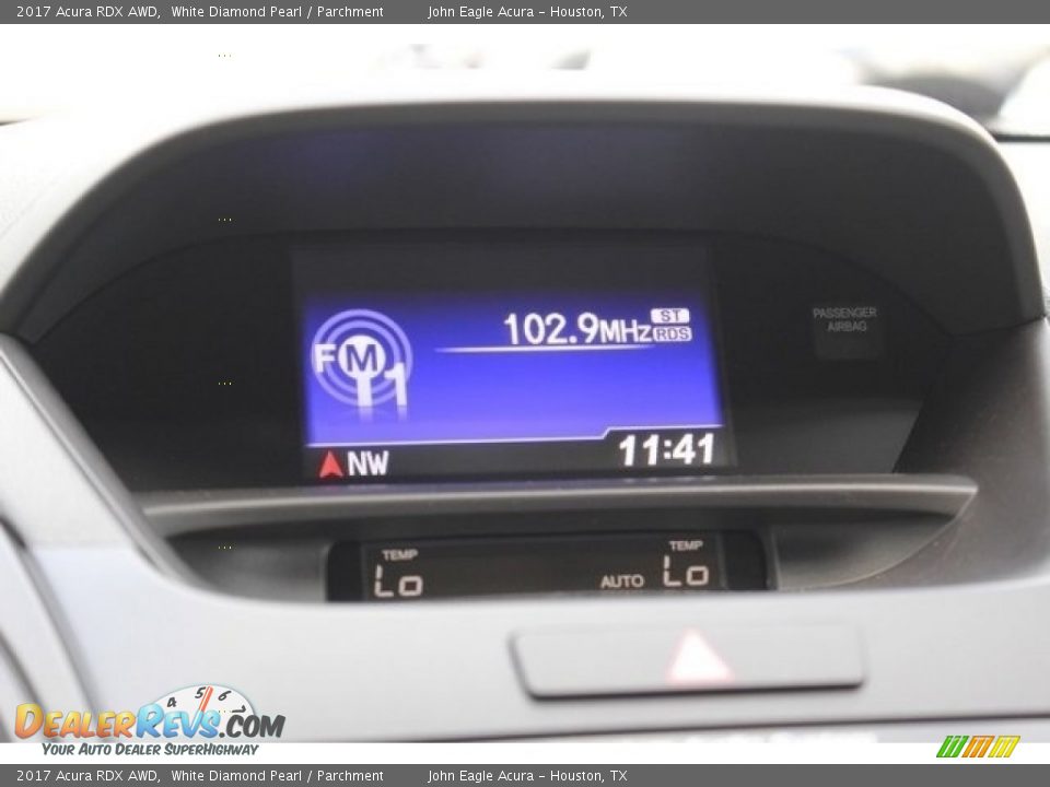 2017 Acura RDX AWD White Diamond Pearl / Parchment Photo #31