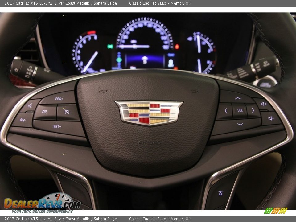 Controls of 2017 Cadillac XT5 Luxury Photo #10