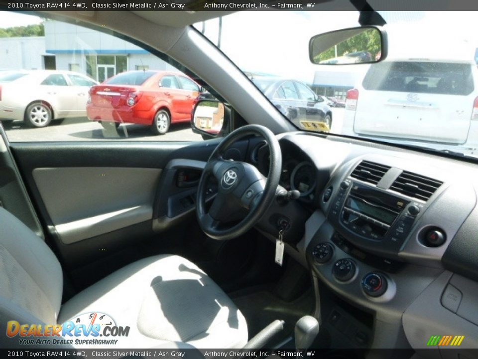 2010 Toyota RAV4 I4 4WD Classic Silver Metallic / Ash Gray Photo #11