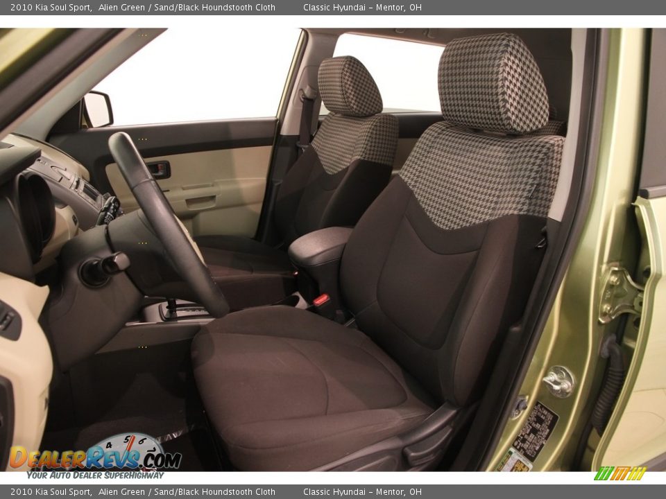 2010 Kia Soul Sport Alien Green / Sand/Black Houndstooth Cloth Photo #5