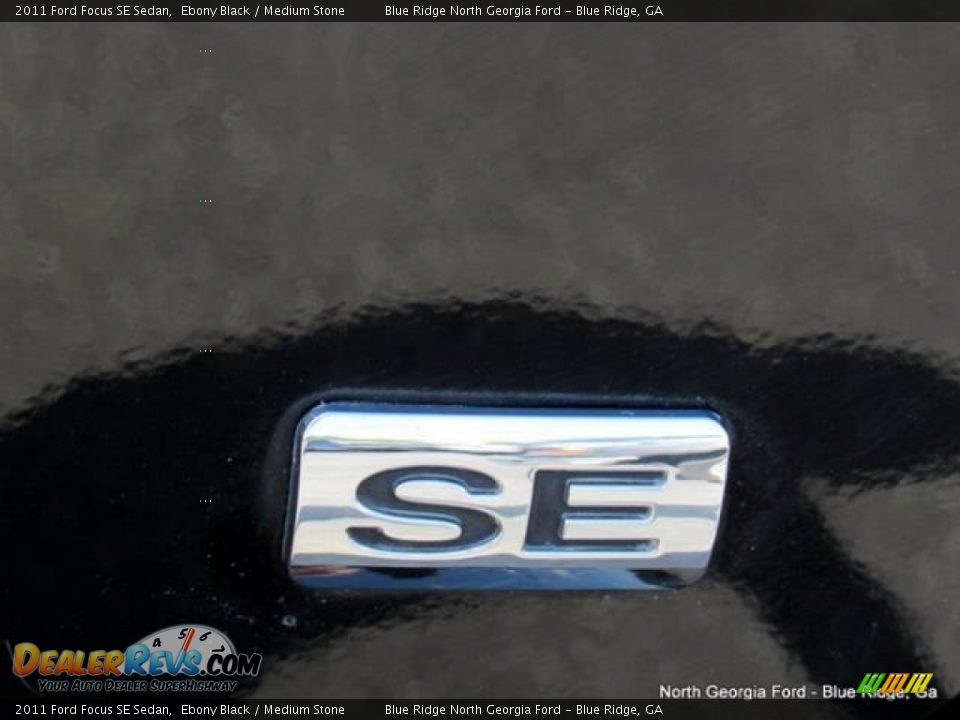 2011 Ford Focus SE Sedan Ebony Black / Medium Stone Photo #34