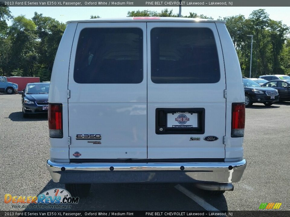 2013 Ford E Series Van E350 XL Passenger Oxford White / Medium Flint Photo #6