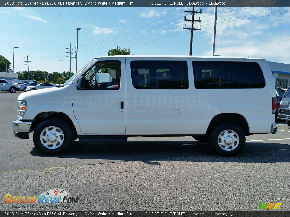 2013 Ford E Series Van E350 XL Passenger Oxford White / Medium Flint Photo #8