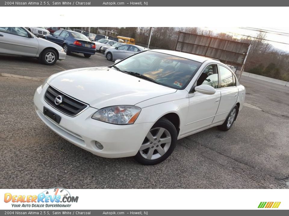 2004 Nissan Altima 2.5 S Satin White / Charcoal Photo #1