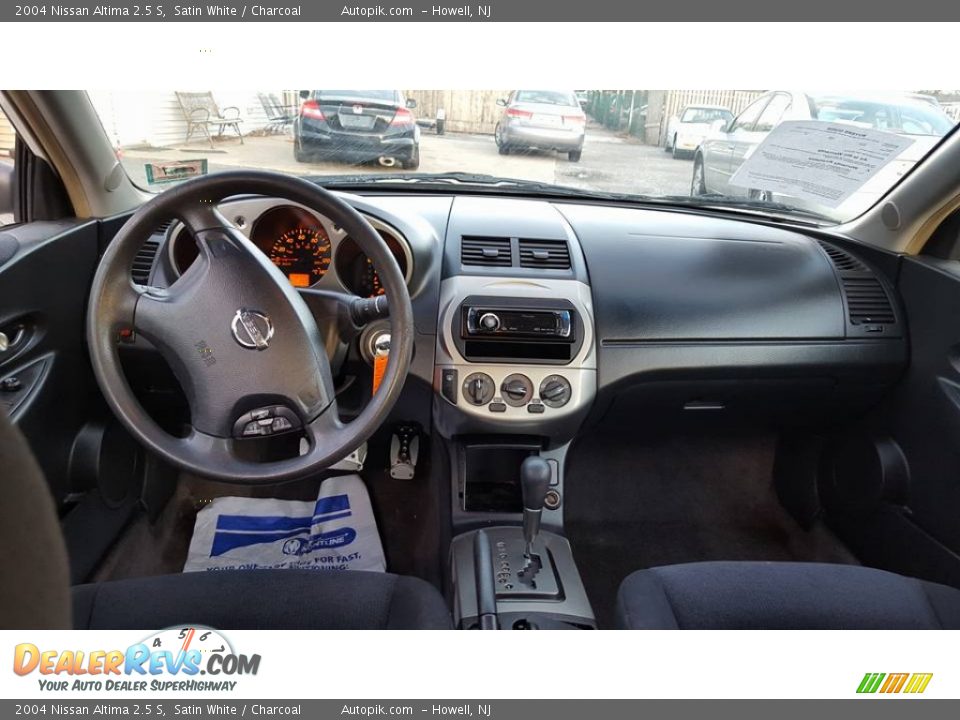 2004 Nissan Altima 2.5 S Satin White / Charcoal Photo #9