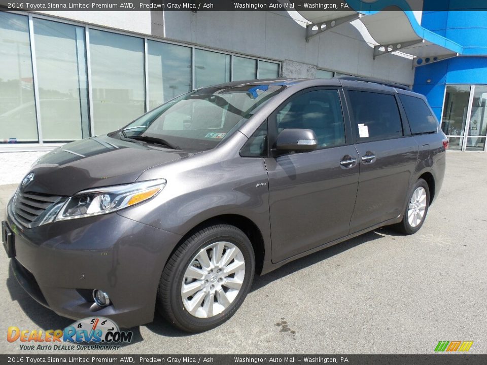 Front 3/4 View of 2016 Toyota Sienna Limited Premium AWD Photo #5