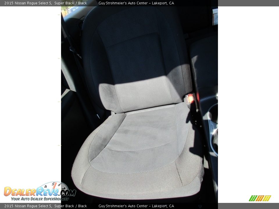 2015 Nissan Rogue Select S Super Black / Black Photo #17