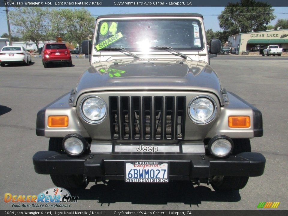 2004 Jeep Wrangler X 4x4 Light Khaki Metallic / Khaki Photo #2