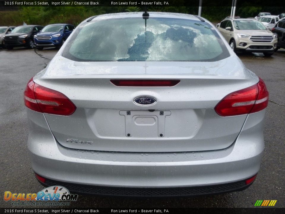 2016 Ford Focus S Sedan Ingot Silver / Charcoal Black Photo #3