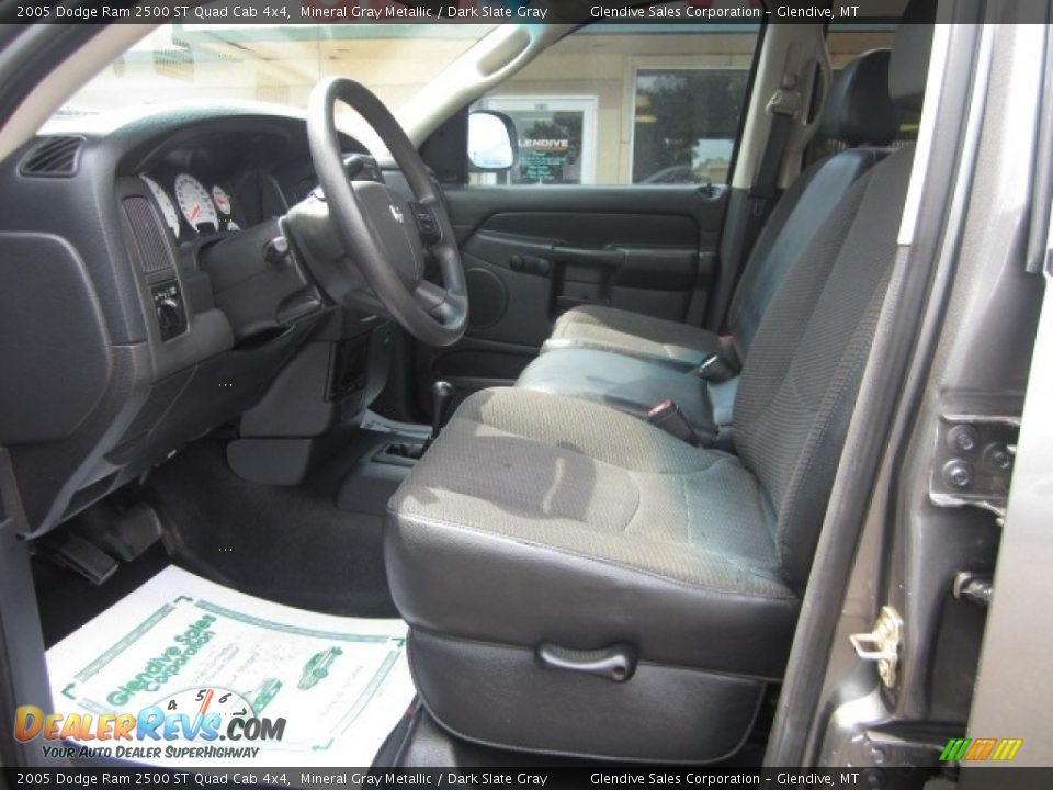 2005 Dodge Ram 2500 ST Quad Cab 4x4 Mineral Gray Metallic / Dark Slate Gray Photo #10