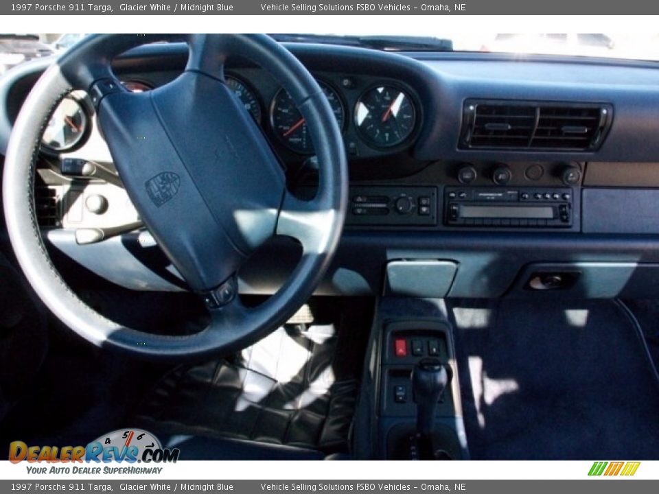 Dashboard of 1997 Porsche 911 Targa Photo #6