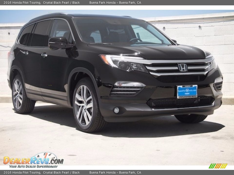 2016 Honda Pilot Touring Crystal Black Pearl / Black Photo #1