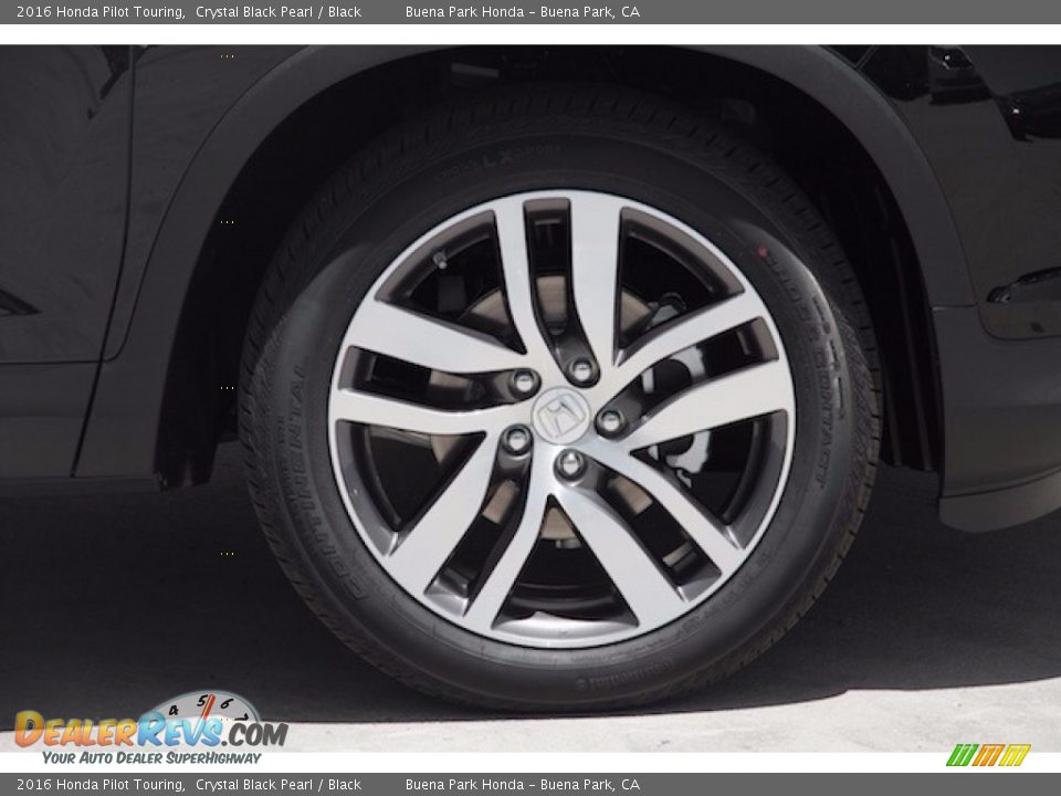2016 Honda Pilot Touring Crystal Black Pearl / Black Photo #5