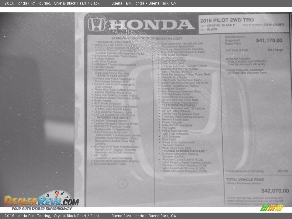2016 Honda Pilot Touring Crystal Black Pearl / Black Photo #21