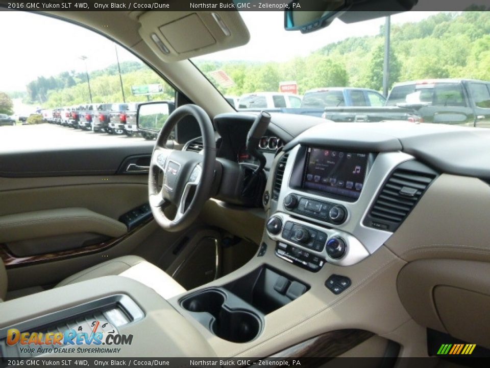 2016 GMC Yukon SLT 4WD Onyx Black / Cocoa/Dune Photo #10