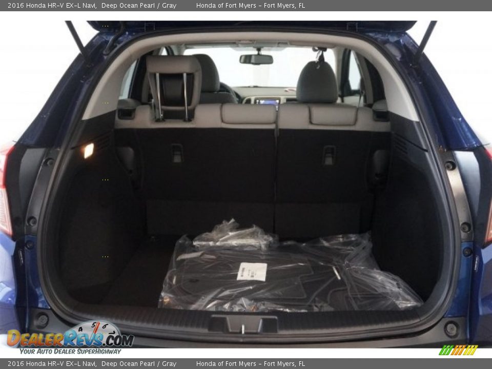 2016 Honda HR-V EX-L Navi Deep Ocean Pearl / Gray Photo #20