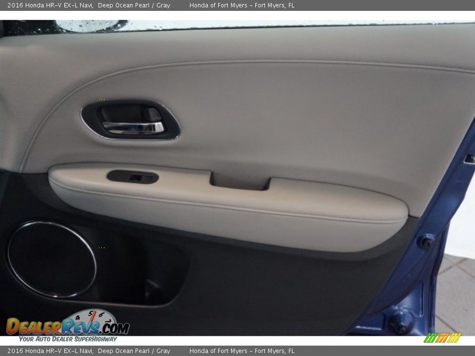 2016 Honda HR-V EX-L Navi Deep Ocean Pearl / Gray Photo #21